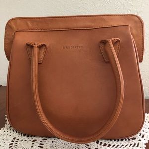 Leather handbag, casually elegant